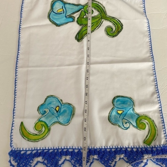 Hand embroidery 🪡 🧵 to wrap tortillas - Picture 7 of 9